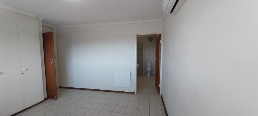 3 Bedroom Property for Sale in Loevenstein Western Cape